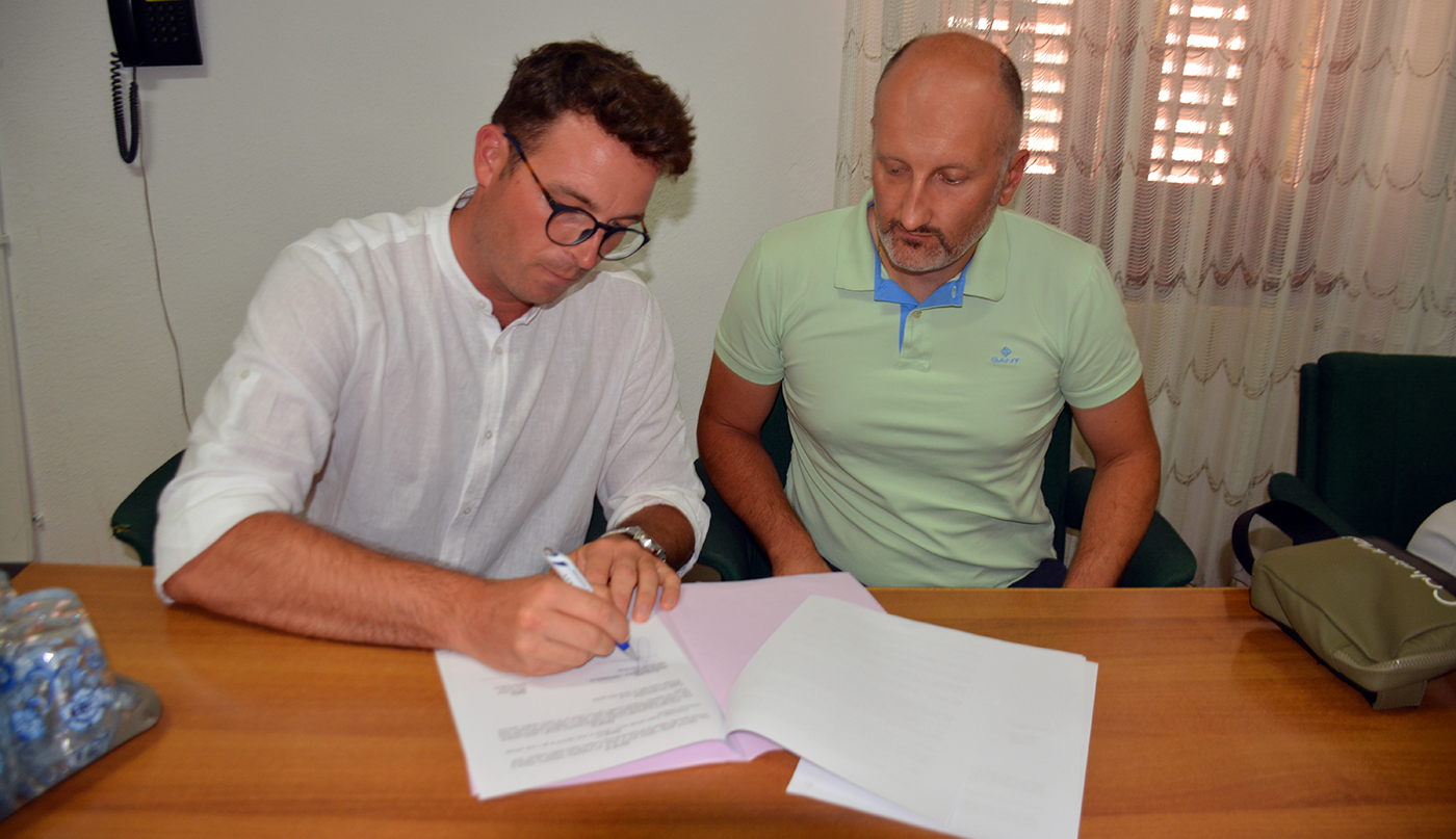 BRTONIGLA - potpisivanje ugovora za poduzetničku zonu Štrpe (1)