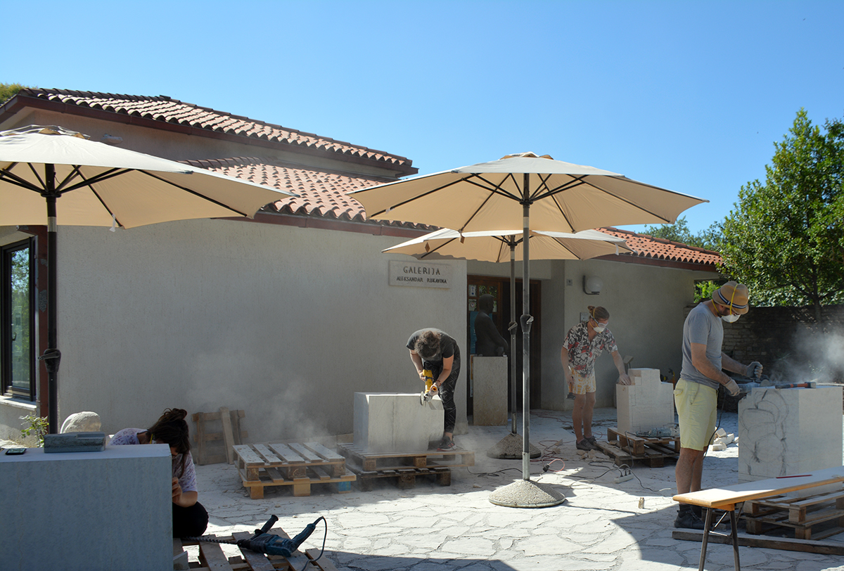 studenti izrađuju skulpture (4)