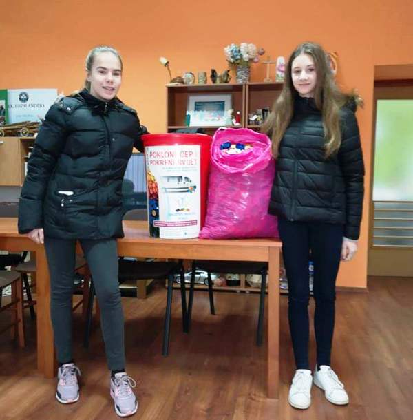 Karate klub Buje u humanitarnoj akciji 'Pokloni čep i pokreni svijet'