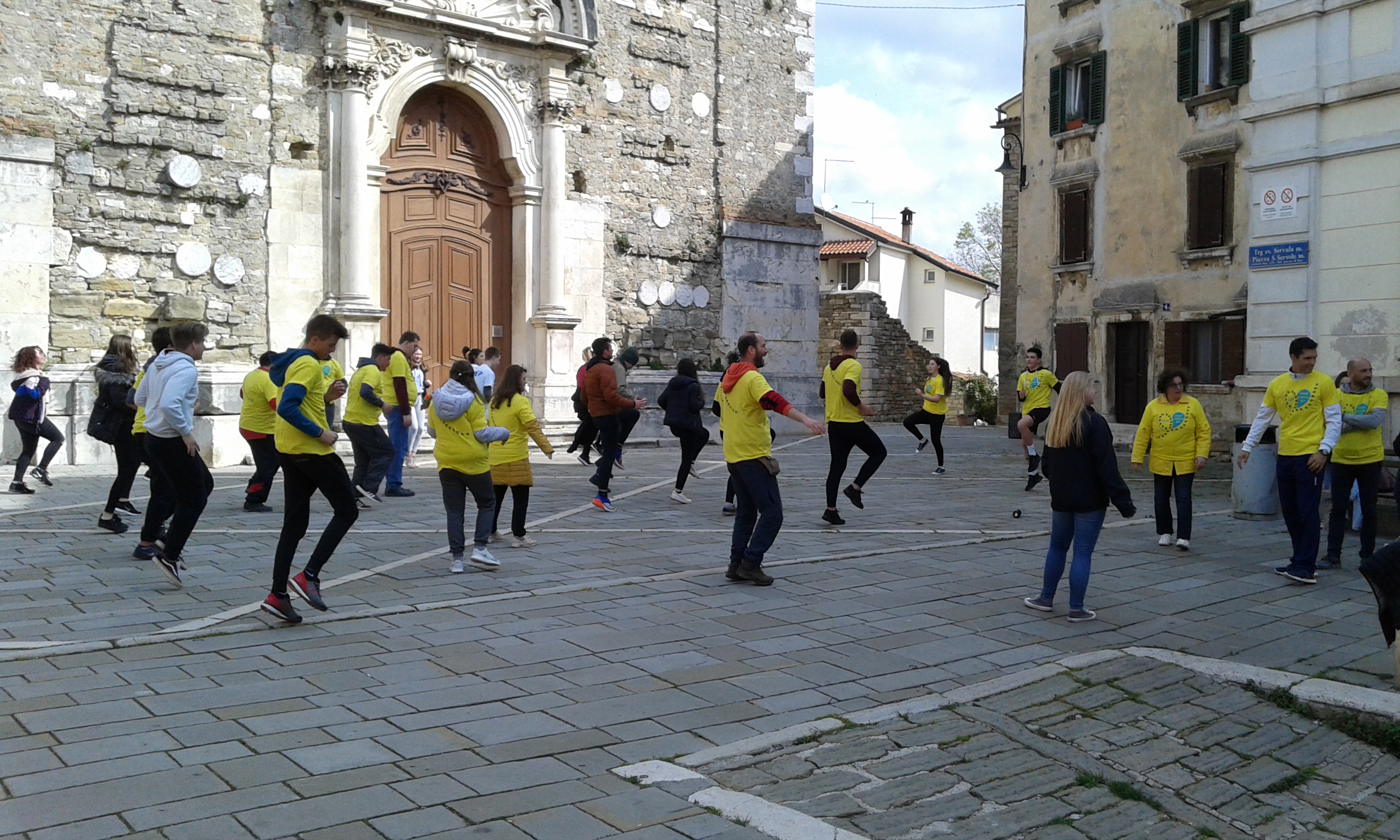 TS&Scaron; &bdquo;Leonardo da Vinci&ldquo; Buje i Centar za Inkluziju iz Buja promiču zdrav način života po ulicama i trgovima grada