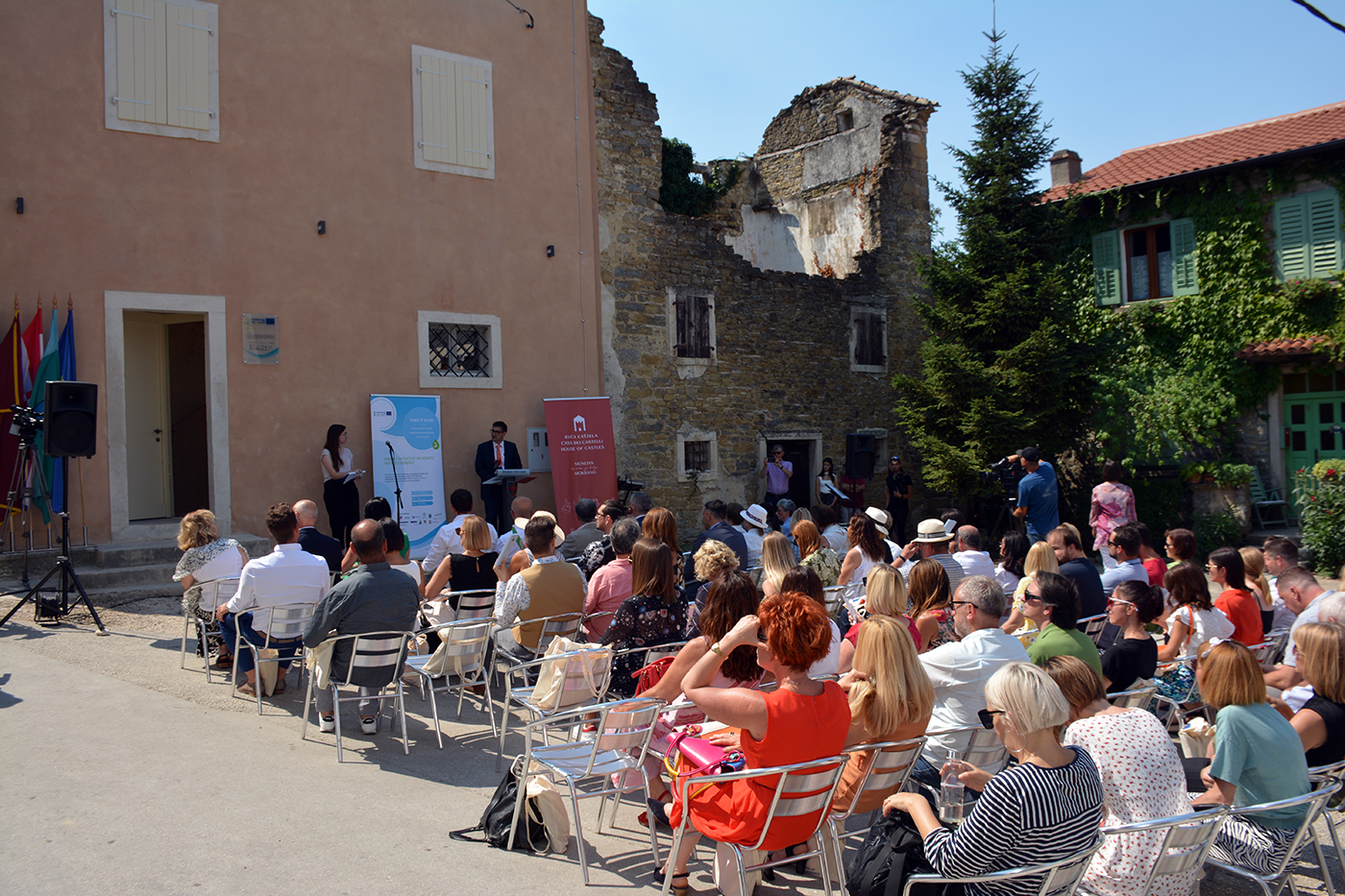 Kuća ka&scaron;tela (1)