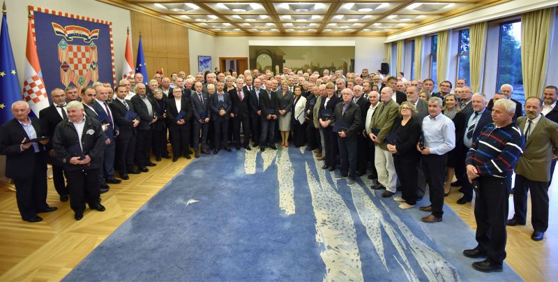 Dario Kozlović iz Buja odlikovan za osobite zasluge za zdravstvo, socijalnu skrb i promicanje moralnih dru&scaron;tvenih vrednota