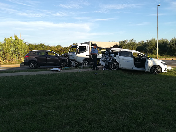 10 osoba ozlijeđeno na cesti Novigrad-Buje