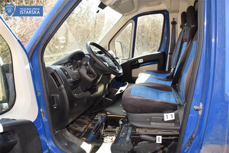 Policija prona&scaron;la serijskog provalnika i ukradene predmete vratila vlasnicima