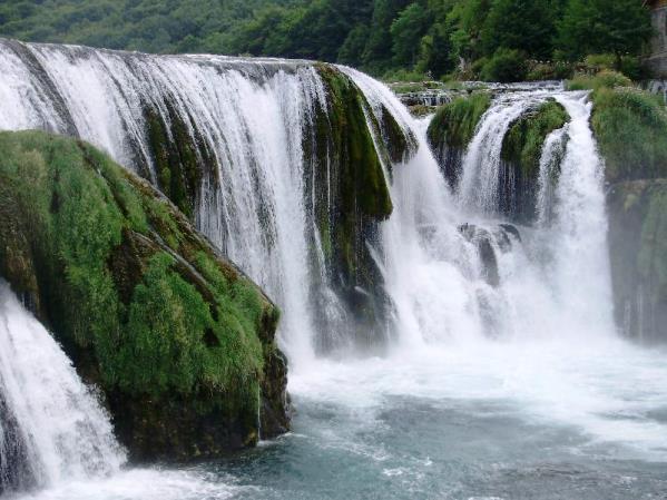 Šestero Istrana nestalo tijekom raftinga, tražili ih cijelu noć