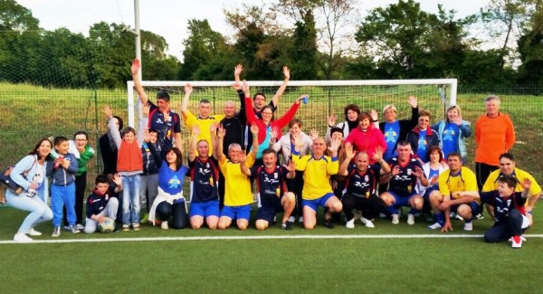 Utakmicom veterana Novigrada i Dajle prikupljena sredstva za troje malih Novigrađana