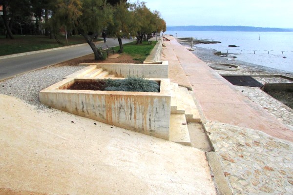 Za nastavak uređenja plaže i šetnice na Rivareli u Novigradu odobreno još 500.000 kuna