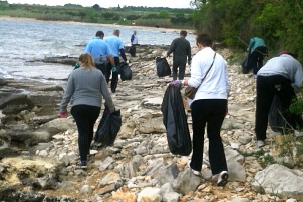 Volonteri čistili okoli&scaron; od Karpinjana do Marede te područje oko u&scaron;ća rijeke Mirne