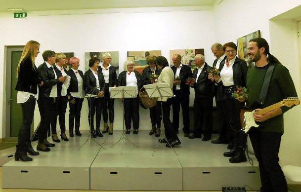 U atriju novigradske Gradske knjižnice otvorena skupna izložba Figure