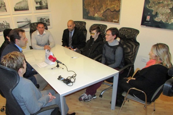 Gradonačelnik Novigrada ugostio i nagradio uspje&scaron;nog mladog para-karatistu Jasmina Ćatića