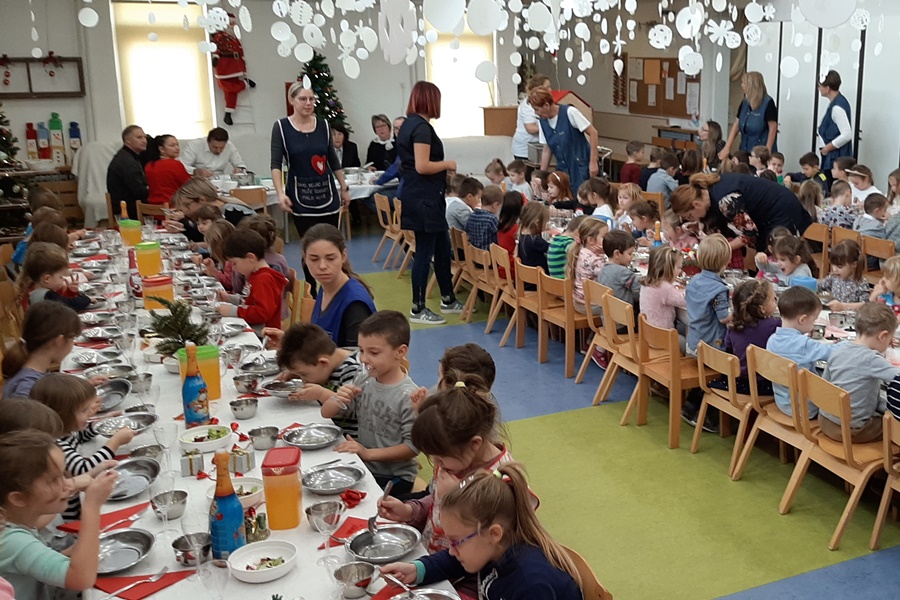 Tradicionalni svečani ručak vrtićkih mali&scaron;ana i gradonačelnika  