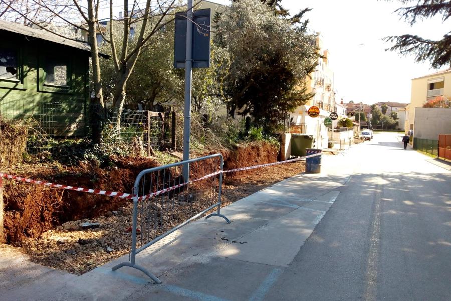 U Novigradu se gradi novi nogostup vrijedan 68.000 kuna