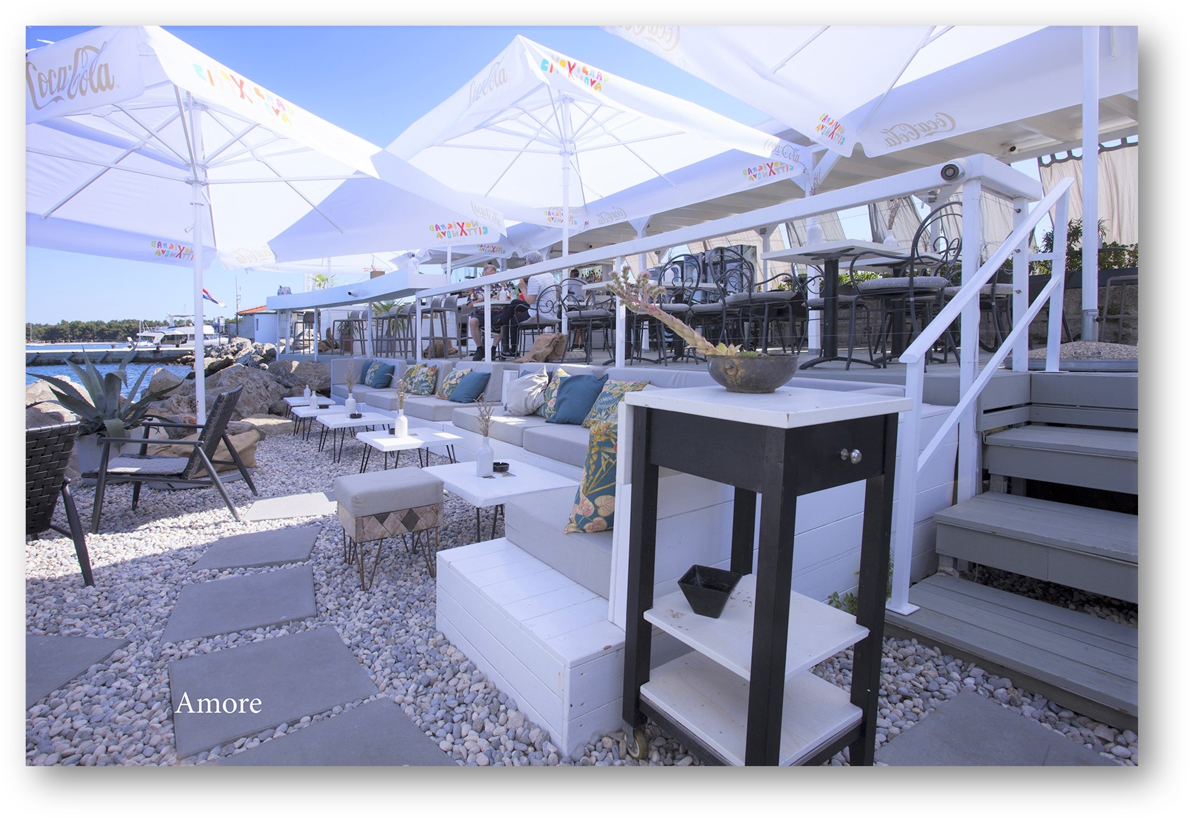 Najuređeniji bar_Amore_2022