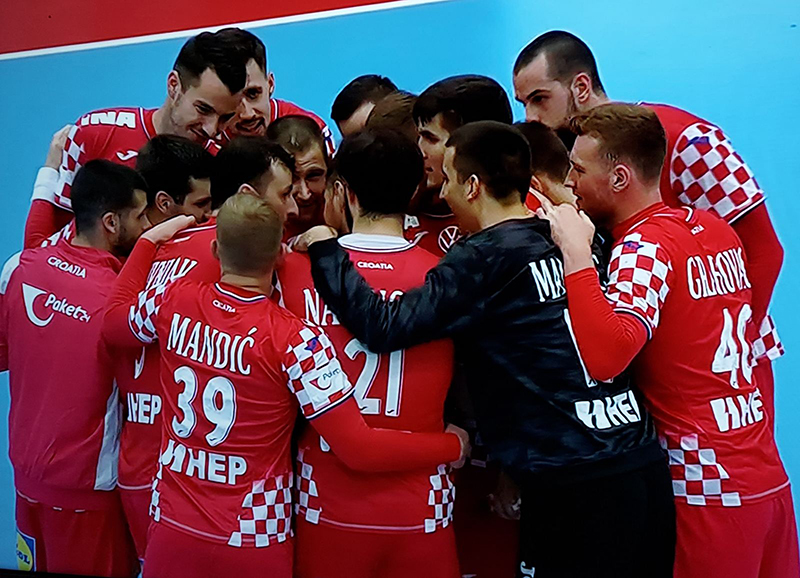 Novigrad, rukomet HR-SLO (1), 6-11