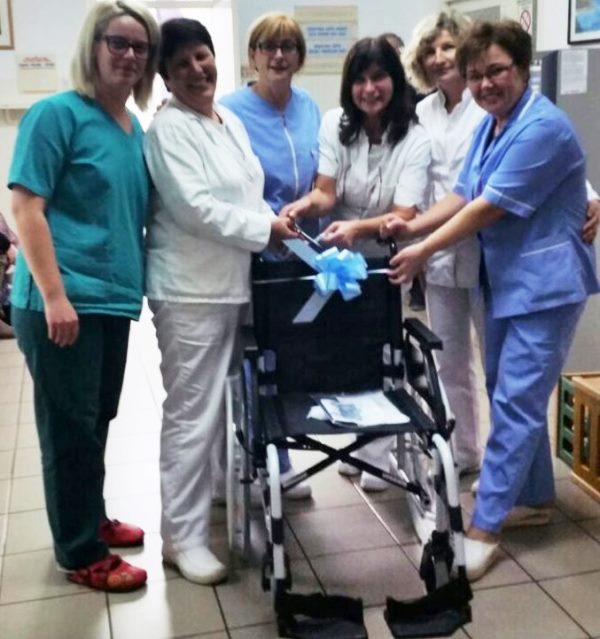 Zahvaljujući lijepoj gesti Novigrađanke Slavice Oplanić i novigradska ambulanta dobila  invalidska kolica