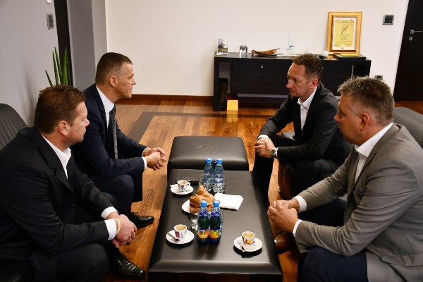 Istarski župan s gradonačelnikom Kopra o nastavku dobrosusjedske suradnje