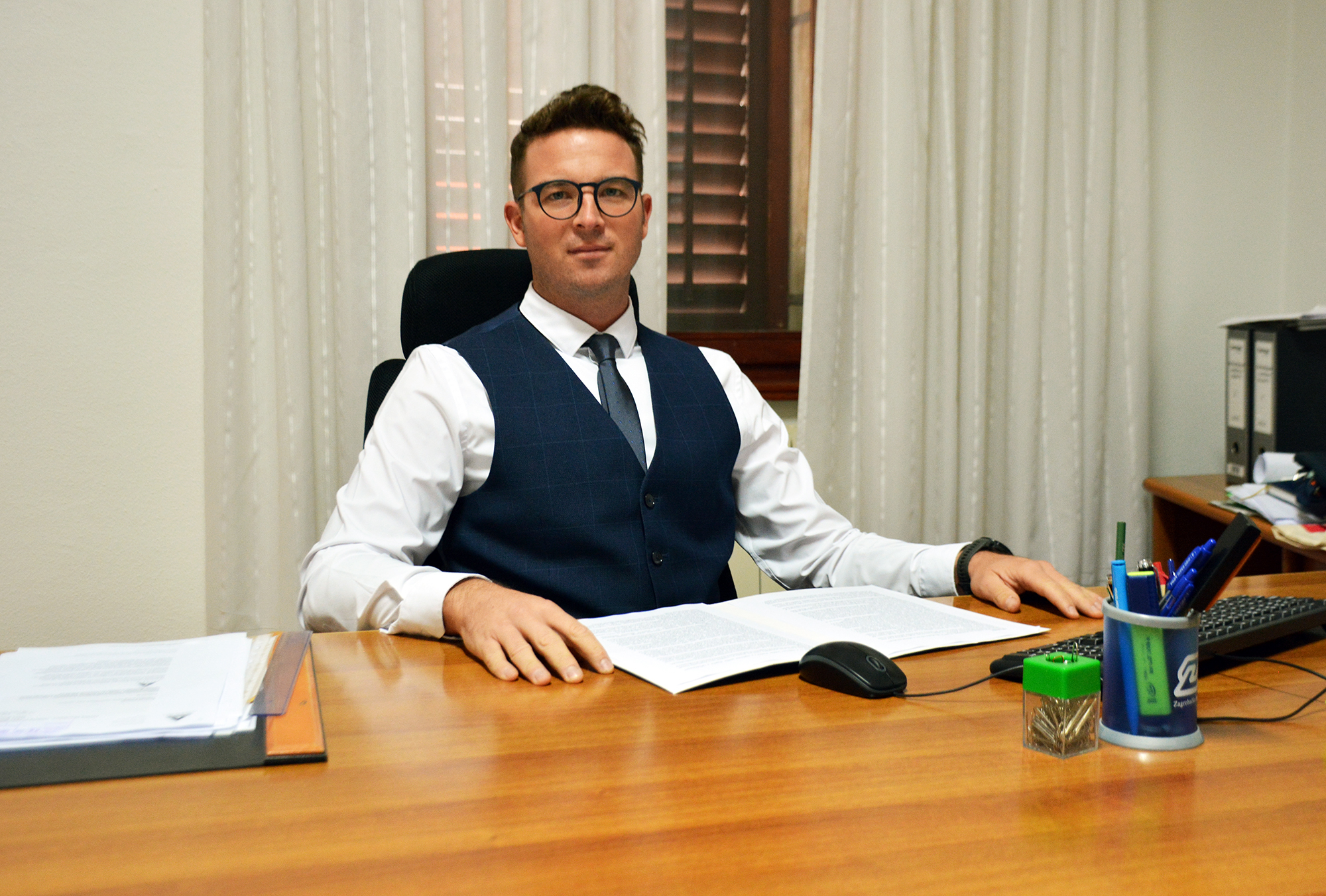 Ne&scaron; Sinožić - ured2