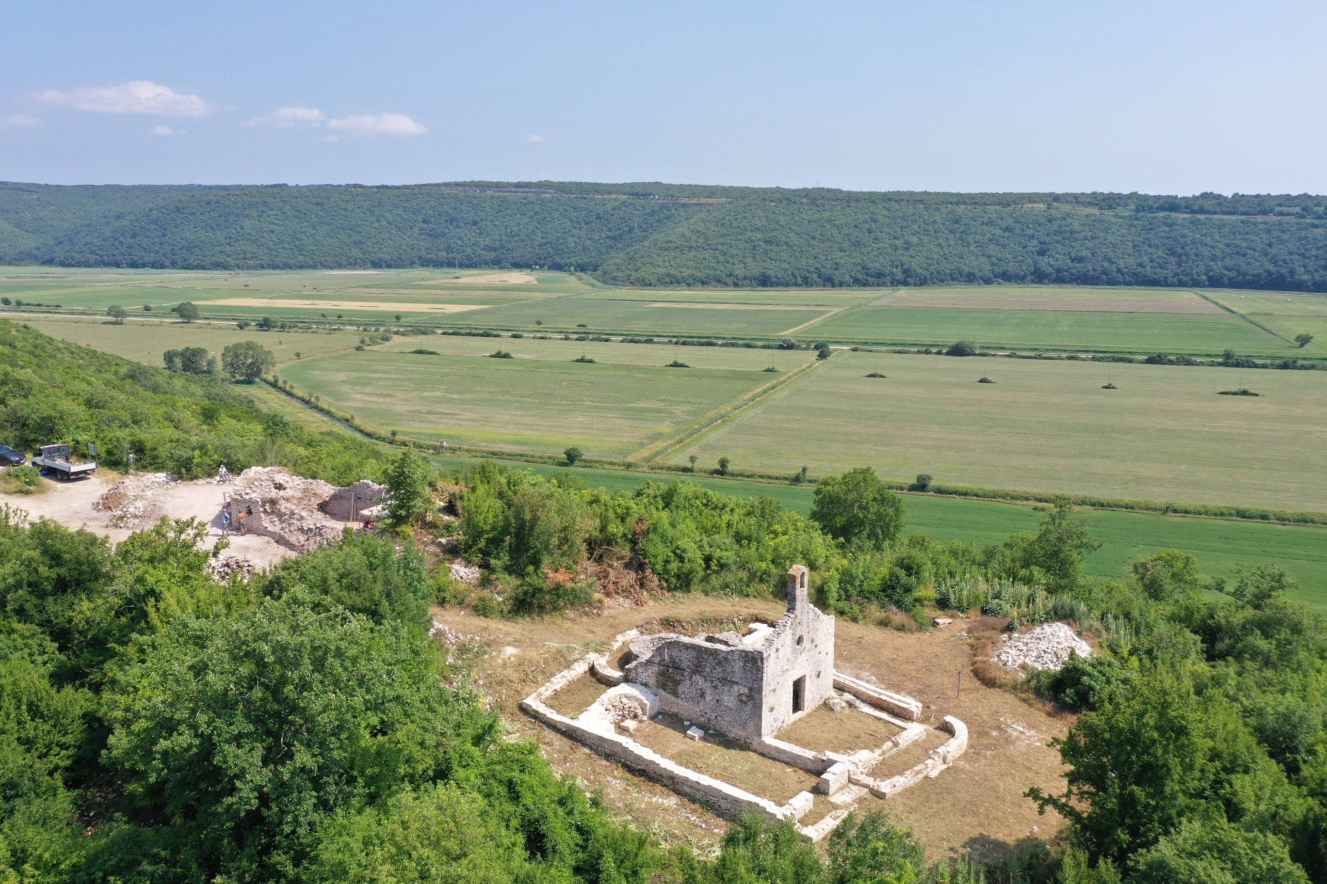 Sv- Juraj, arheološko nalazište Brtonigla 3