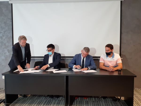 U Bujama potpisan milijunski Ugovor o izvođenju radova na Kući istarskih ka&scaron;tela u Momjanu