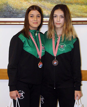 Ema Ivanek, Lara Hamzić