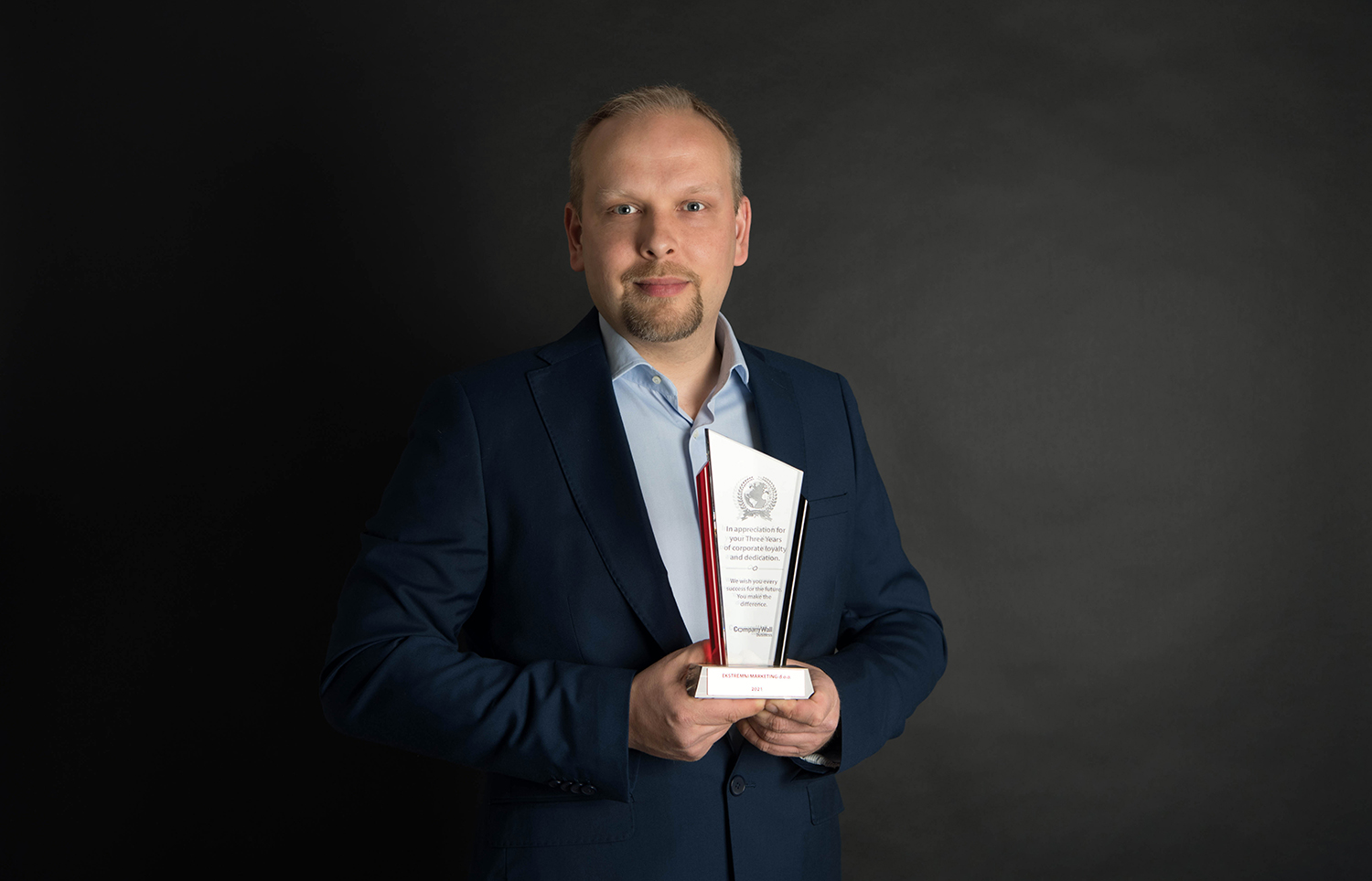 Robert Buzdakin 1500x