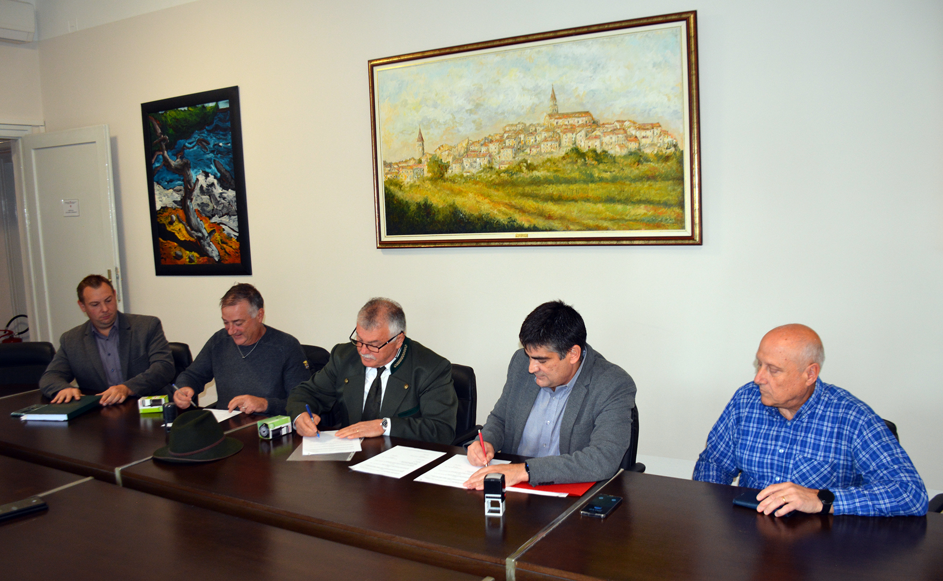 Lovci Buje lovočuvar