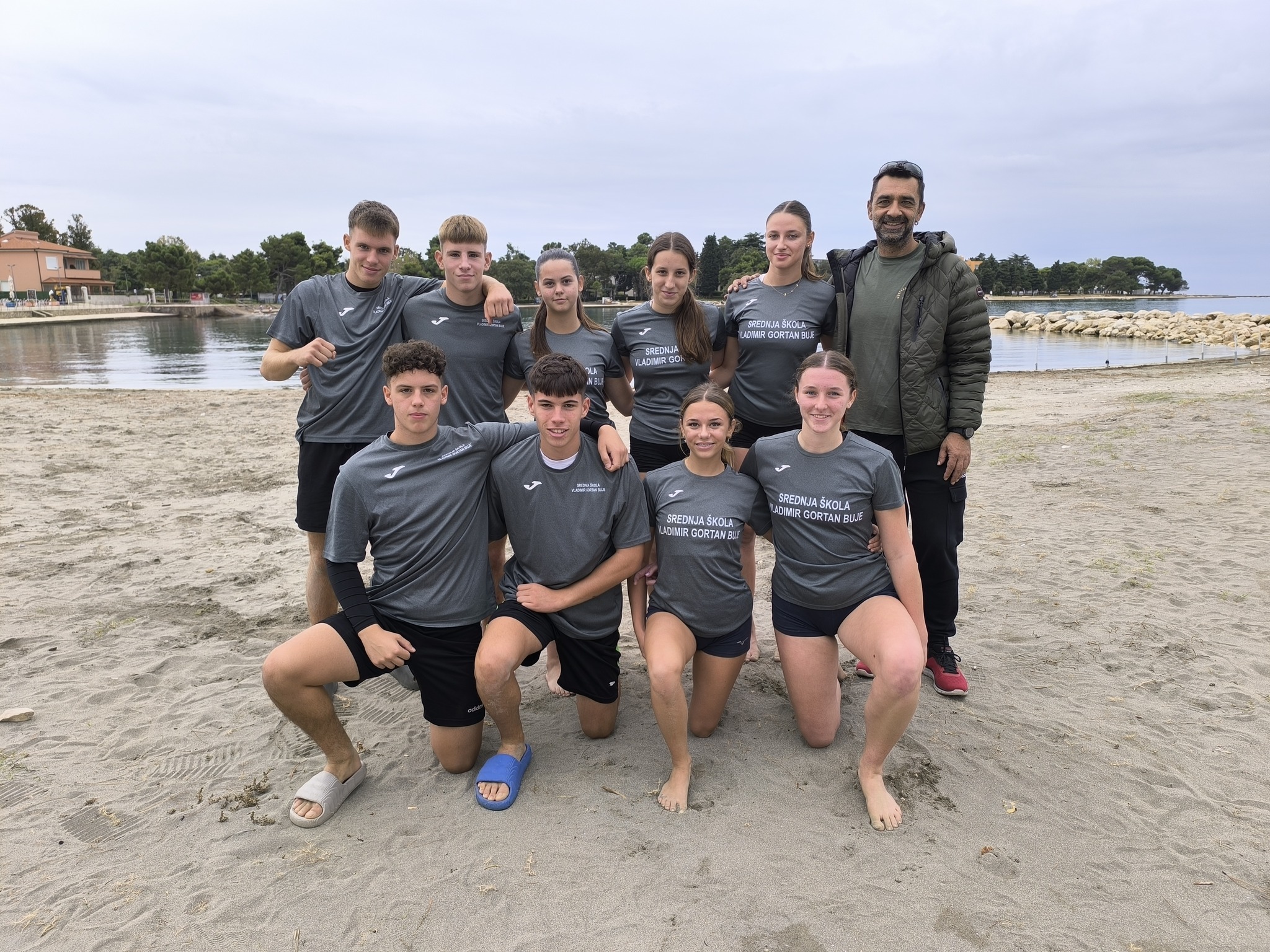 Bujski srednjo&scaron;kolci, odbojka na pijesku