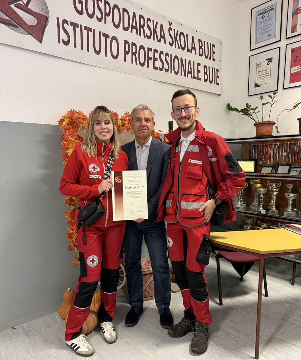 Sa&scaron;a Stiković IMG-32503b054be0d2d163a227d7204ee5f3-V