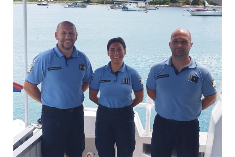 Pomorska policija, spa&scaron;avanje2