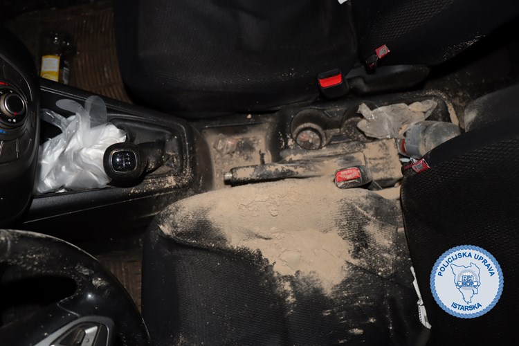 droga ožujak 3, heroin