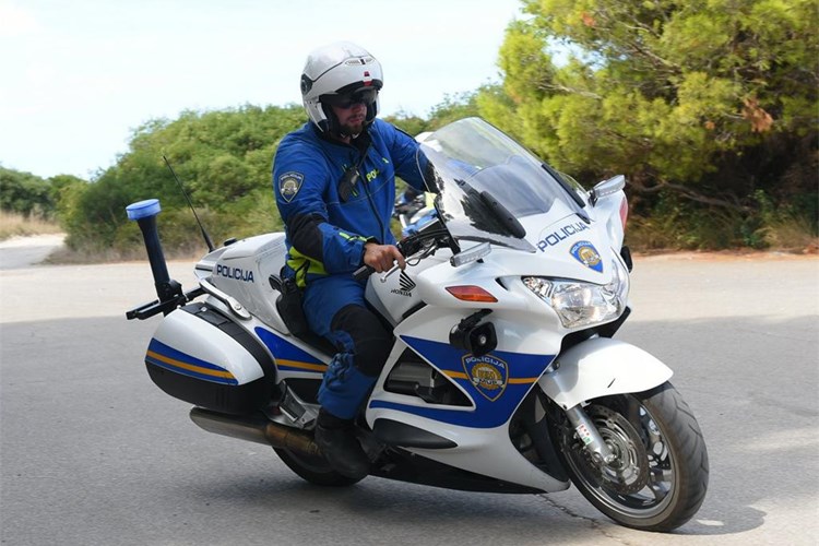 prometna policija motorist3