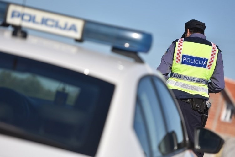 prometna policija, očevid