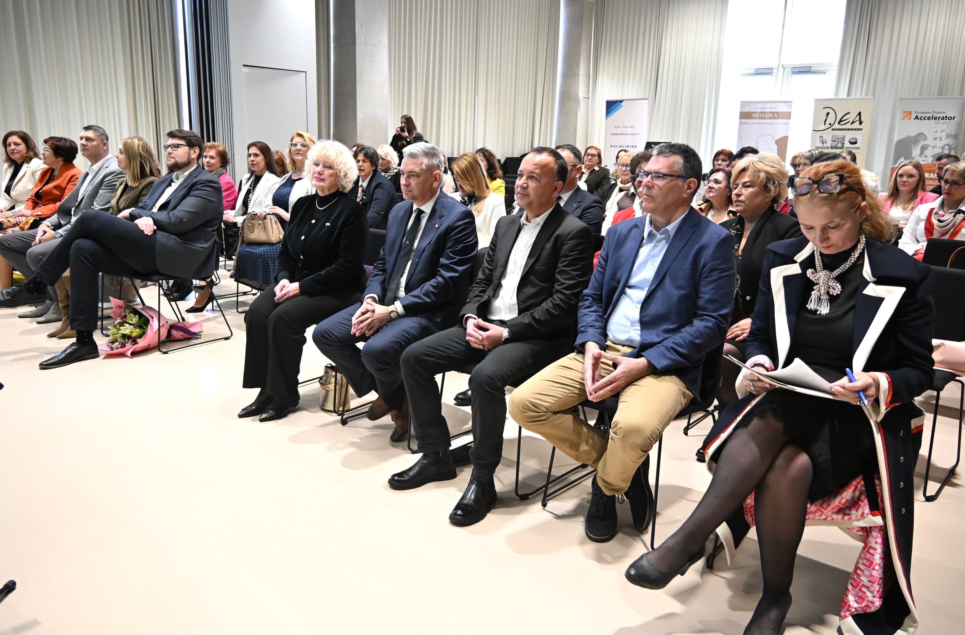 Miletić i poduzetnice, publika