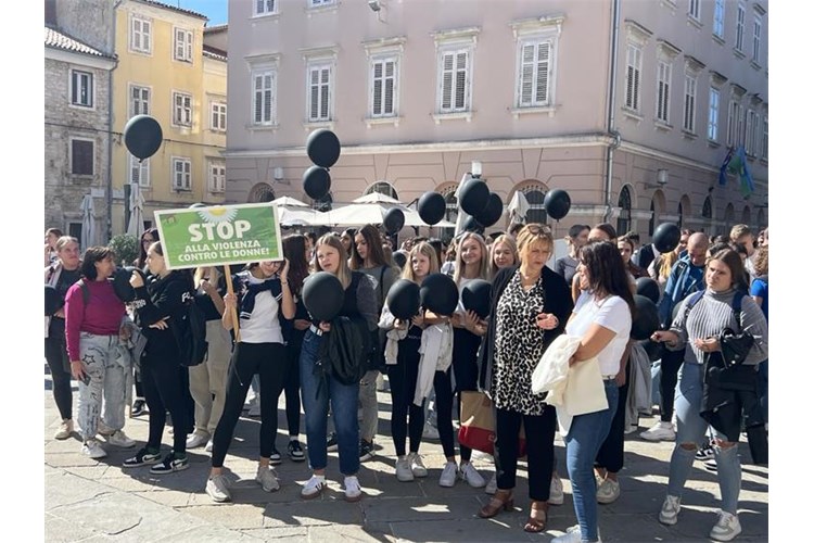 Pula obilježeno nasilje nad ženama4