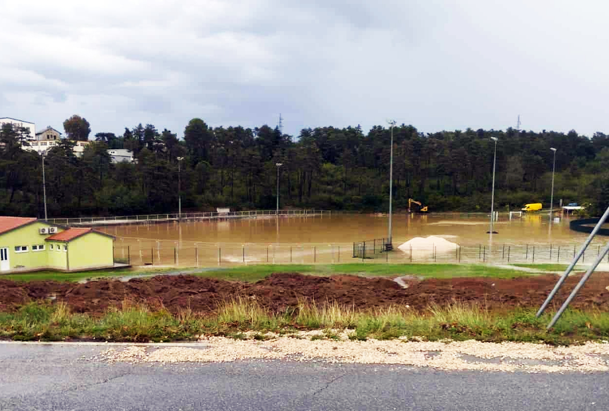 Buje nogometno poplava