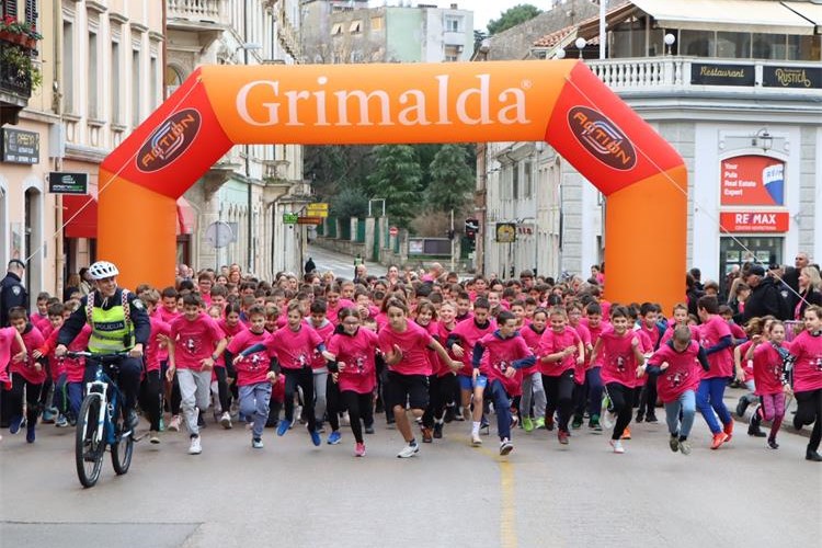 Dan ružićastih majica -utrka u Puli