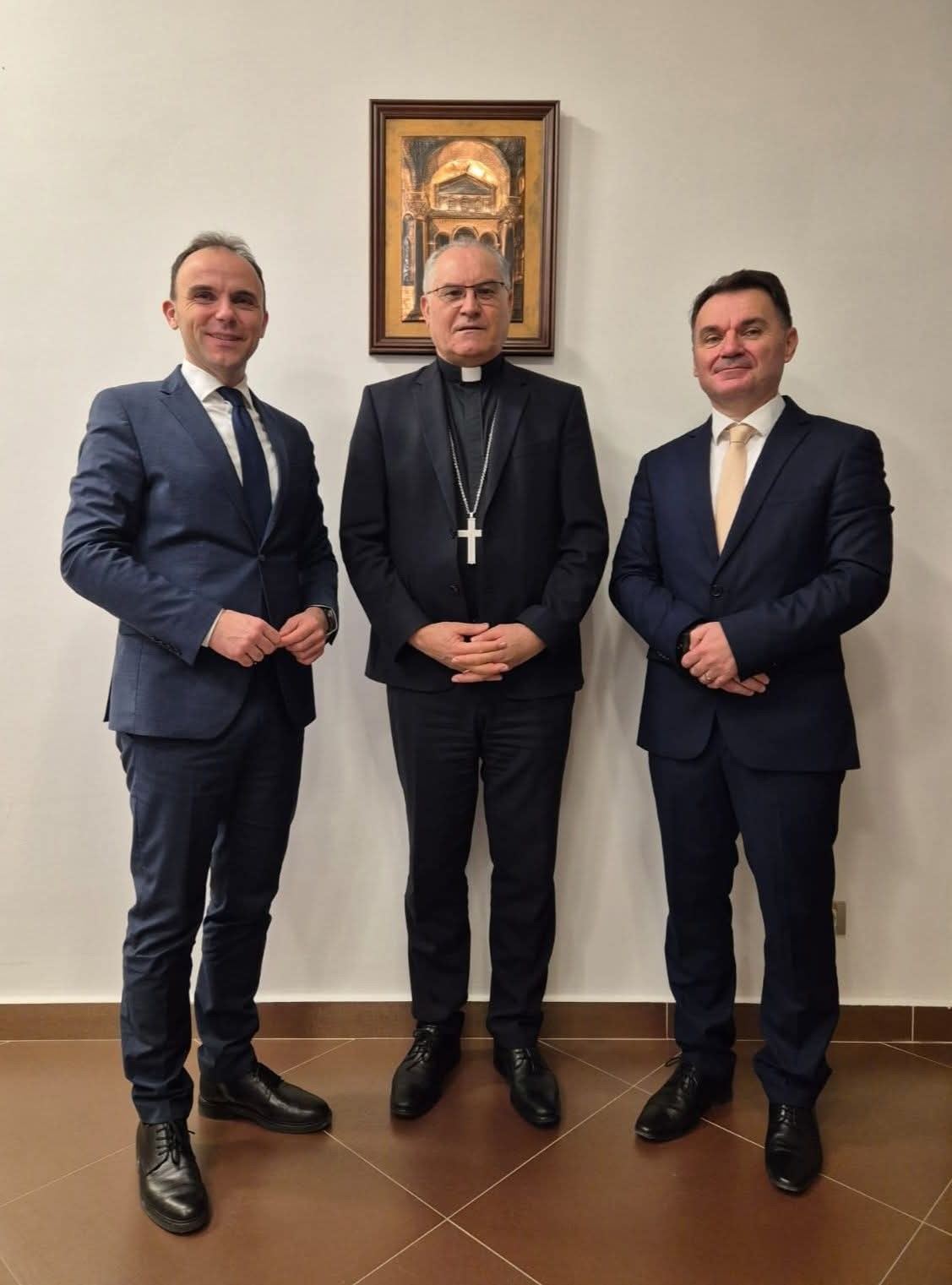 Per&scaron;urić &Scaron;tironja &Scaron;tifanić