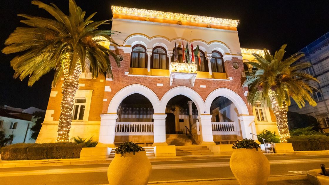 Poreč gradska uprava okićena