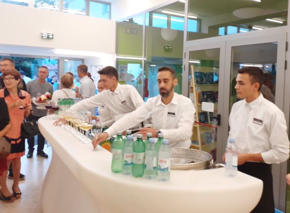 20220828_192346, svečana sjednica Novigrada, piće