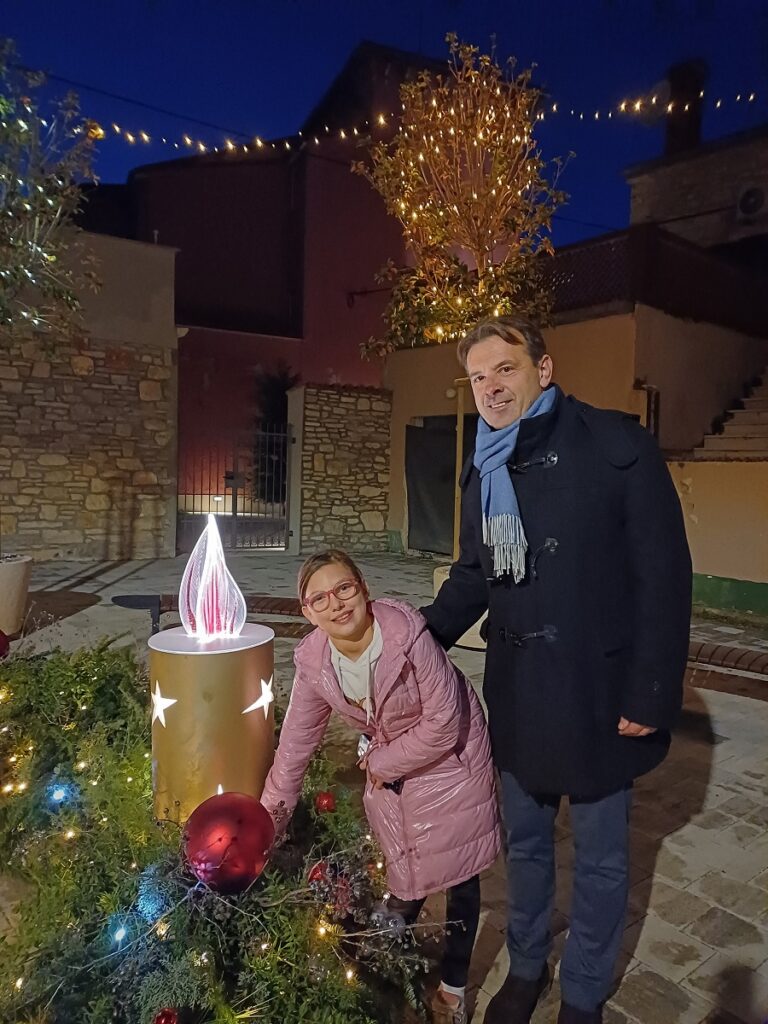 Adventska svijeća (1) u Novigradu (Nea) 2023