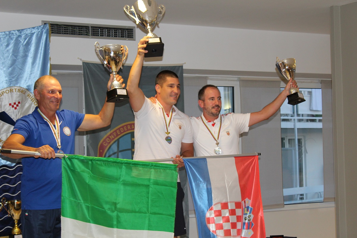 Hrvatski ribolovci u Novigradu 2023- pehari