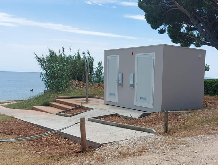 wc, Pineta, more, plaža (1)