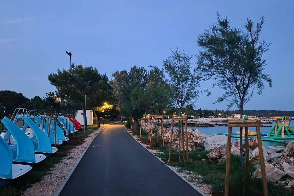 Novigrad šetnica, pedaline, Lako