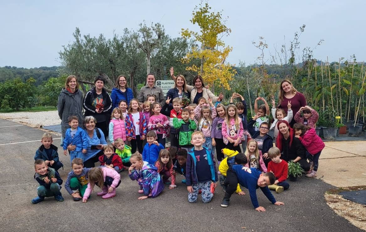 Novigrad OPG Krevatin i rasadnik Frančeskija, posjet zdravi vrt vrtiću, zajednička