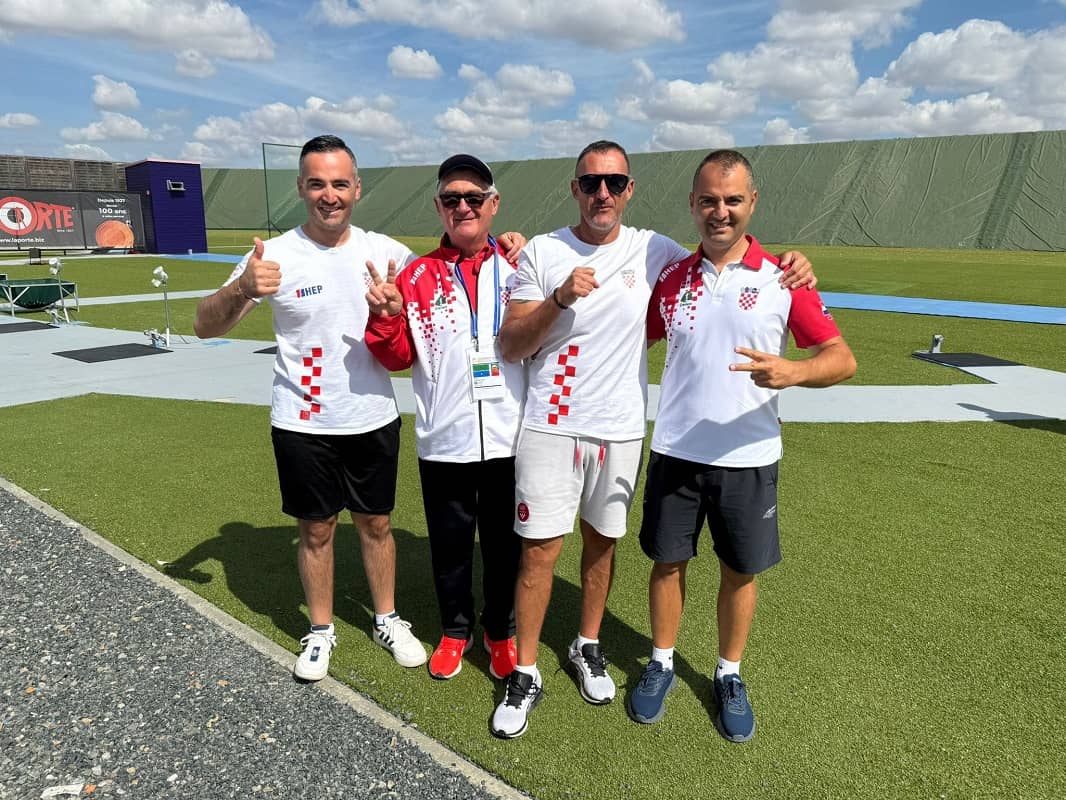Giovanni Cernogoraz, Anton i Josip Glasnović trap-francuska-2025-Eu-prvenstvo-2a