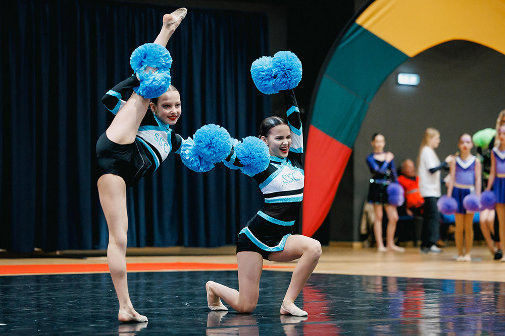 Cheerleading photo