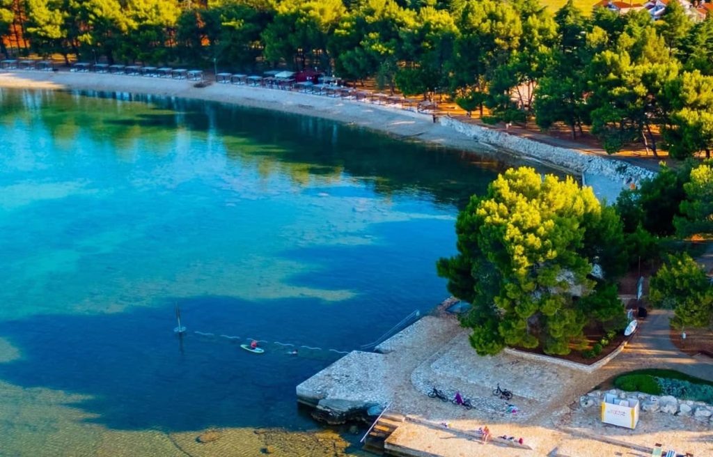 Novigrad more plaža, kupanje, odmor