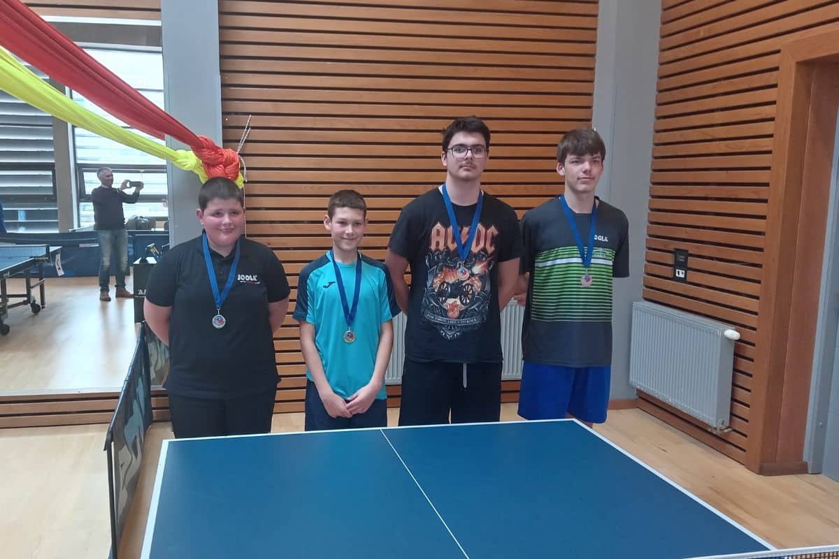 Stolnoteniski klub Novigrad u Pazinu dečki