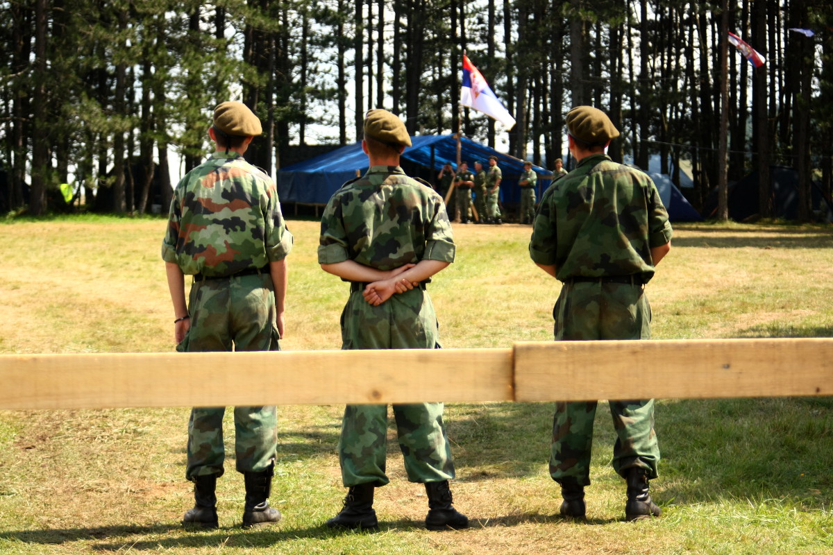 slovenski vojnici u kampu