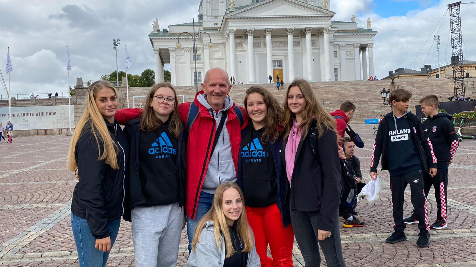 IMG-c38539d48ebcfccded2fb08549bc2fb8-V